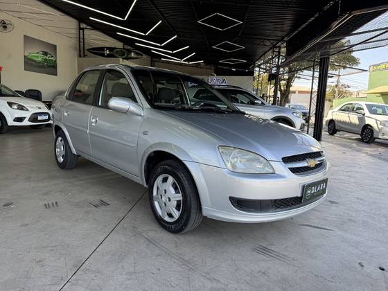 CHEVROLET CLASSIC 1.0 MPFI LS 8V FLEX 4P MANUAL CHEVROLET CLASSIC 1.0 MPFI LS 8V FLEX 4P MANUAL